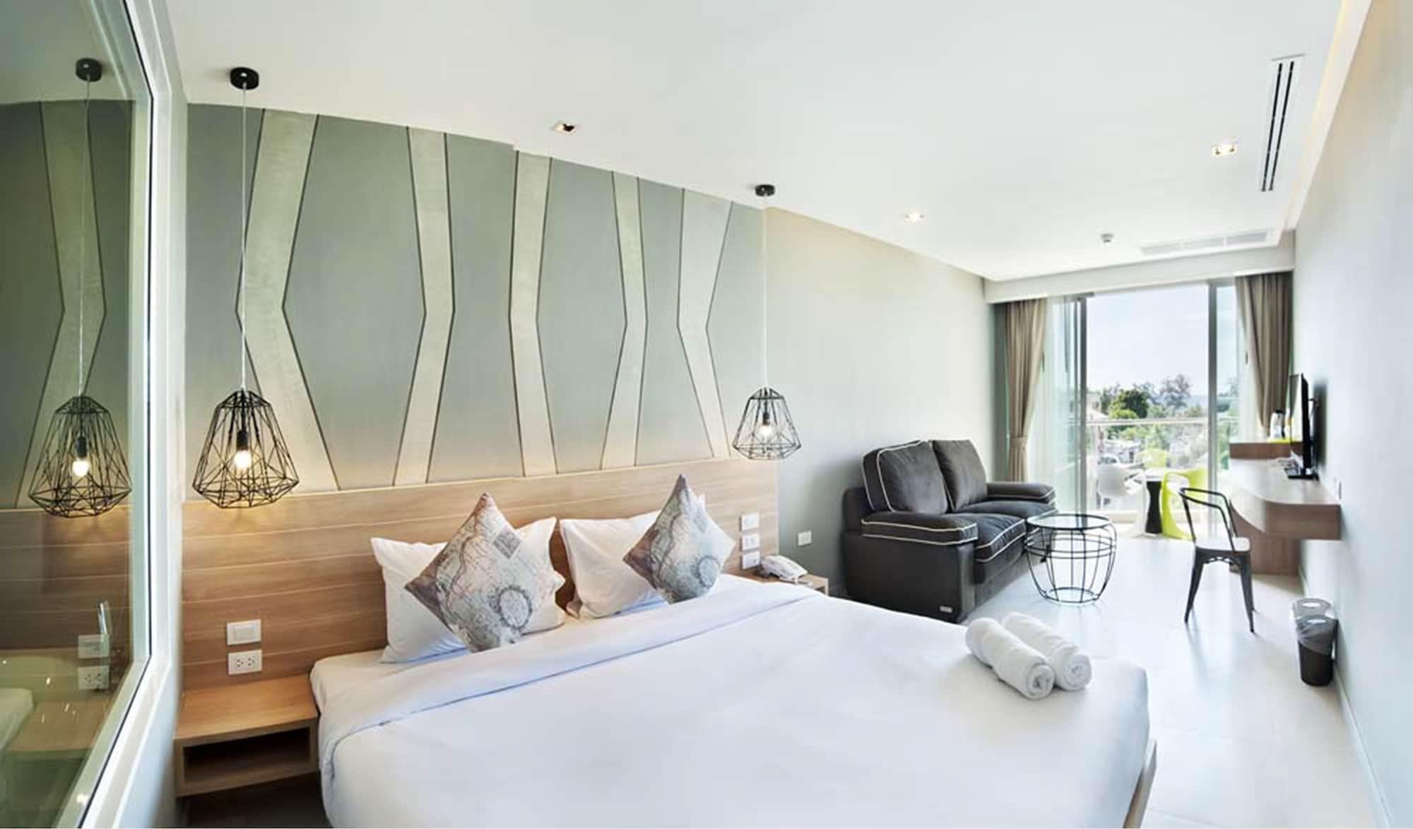Ratana By Shanaya Hotel